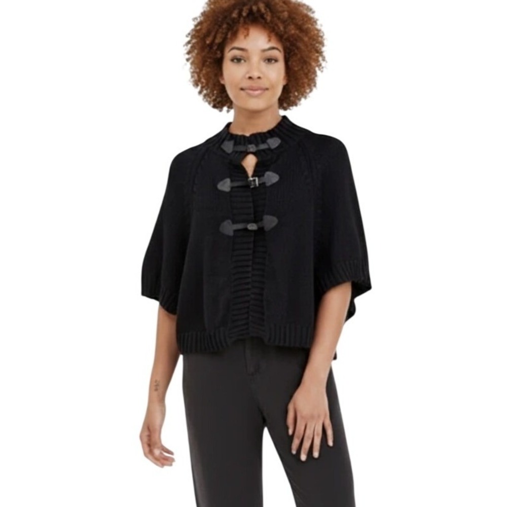 Old Navy Black Toggle Front Poncho Sweater Mock Neck Chunky Knit XS
